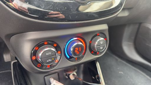 Opel Adam 1.0 Turbo 115 - Glam – 2018 – 83925 km – Essence – Boîte Manuelle — photo 6