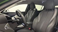 Peugeot 308 PHEV 180ch Allure Pack e-EAT8 — photo 12