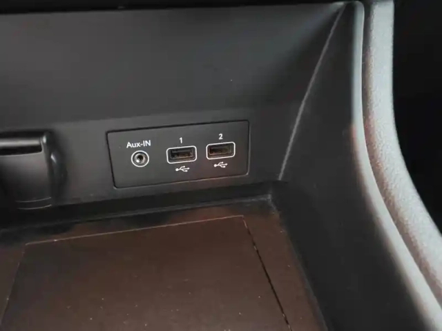 Renault Captur tce 100 — photo 226