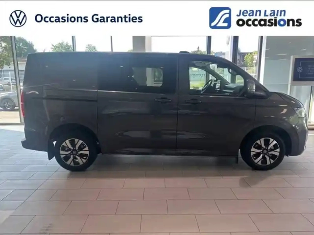 Volkswagen Transporter van l1h1 2.0 tdi 150 bva8 4motion — photo 13