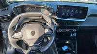 Peugeot 2008 1.2 PureTech 130ch S&S GT EAT8 — photo 11