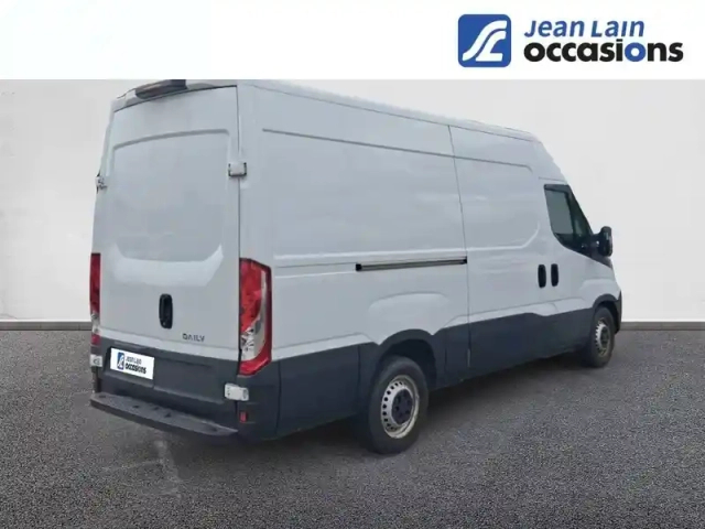 Iveco Daily fgn 35 s 14s v12 h2 quad-leaf bvm6 — photo 5