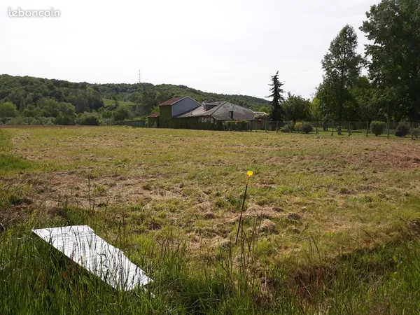 TERRAIN CONSTRUTIBLE 2966 m²
