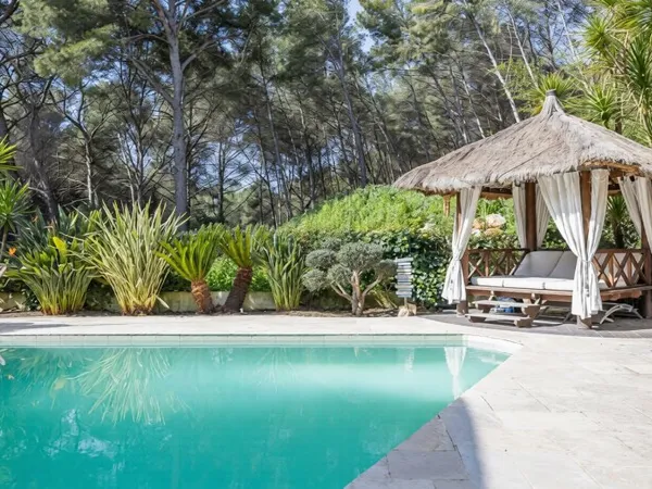 Maison 3 pièces 216 m²