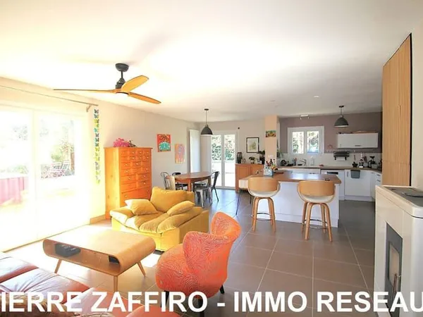 Maison Vente Llupia 5p 105m² 340000€