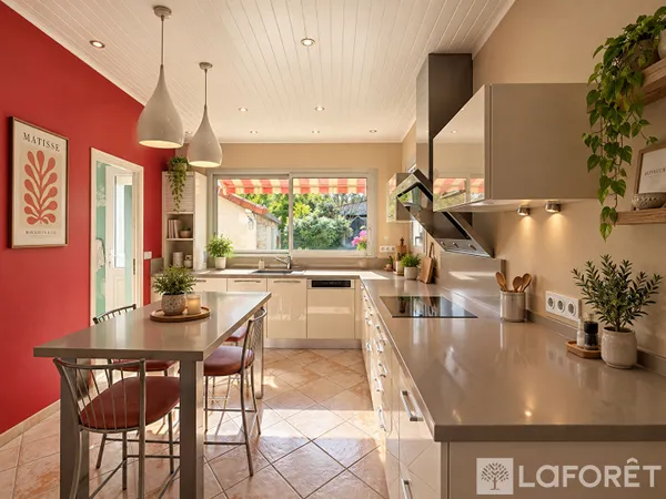 Maison 7 pièces 194 m²