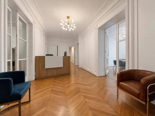 Bureaux 10 pièces 200 m²