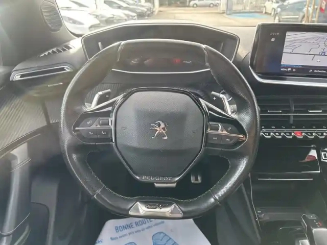 Peugeot 2008 1.2 puretech 130ch s&amp;s gt line eat8 7cv — photo 15