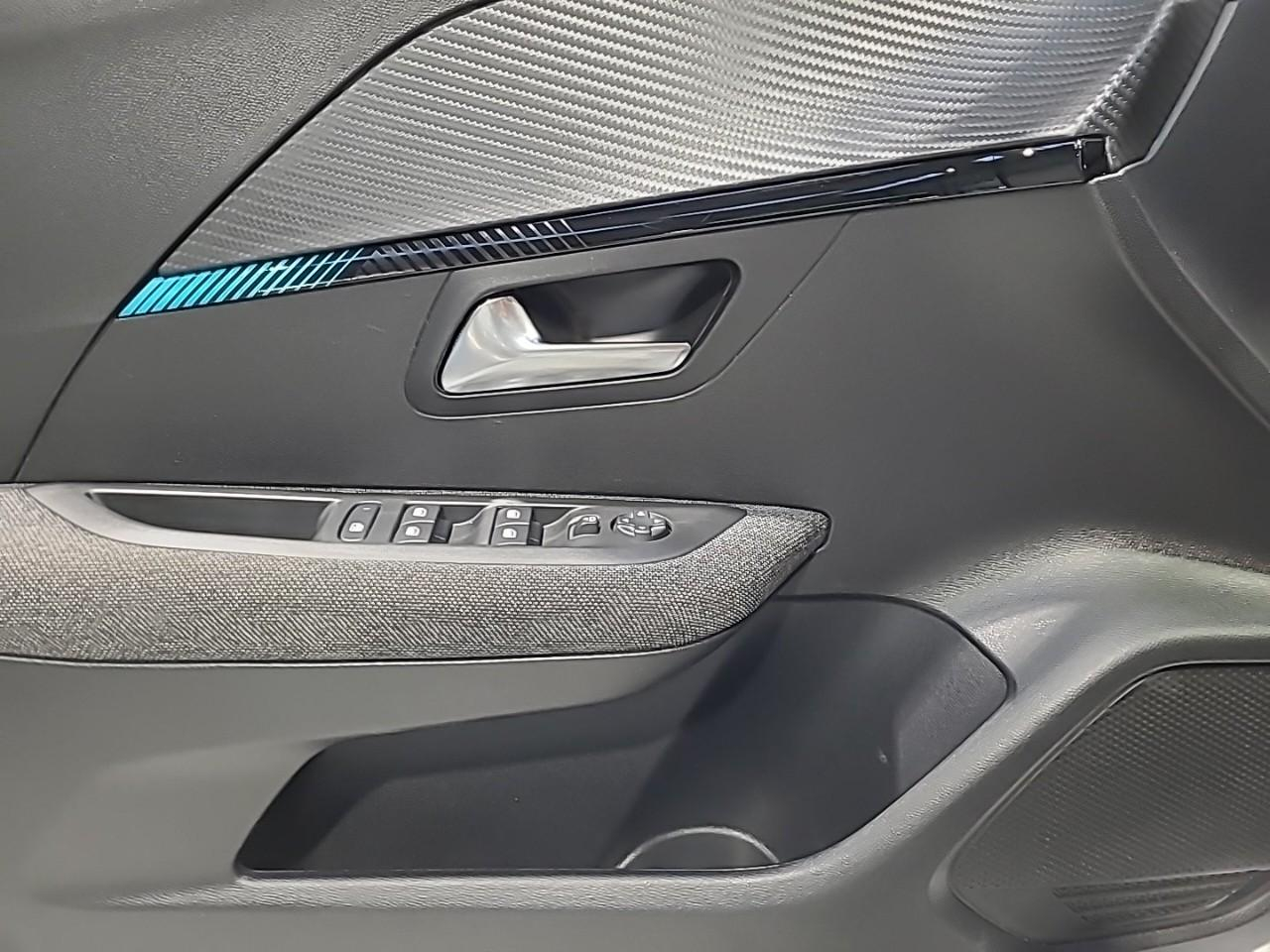 Peugeot 208 puretech 100 s&s bvm6 style — photo 26