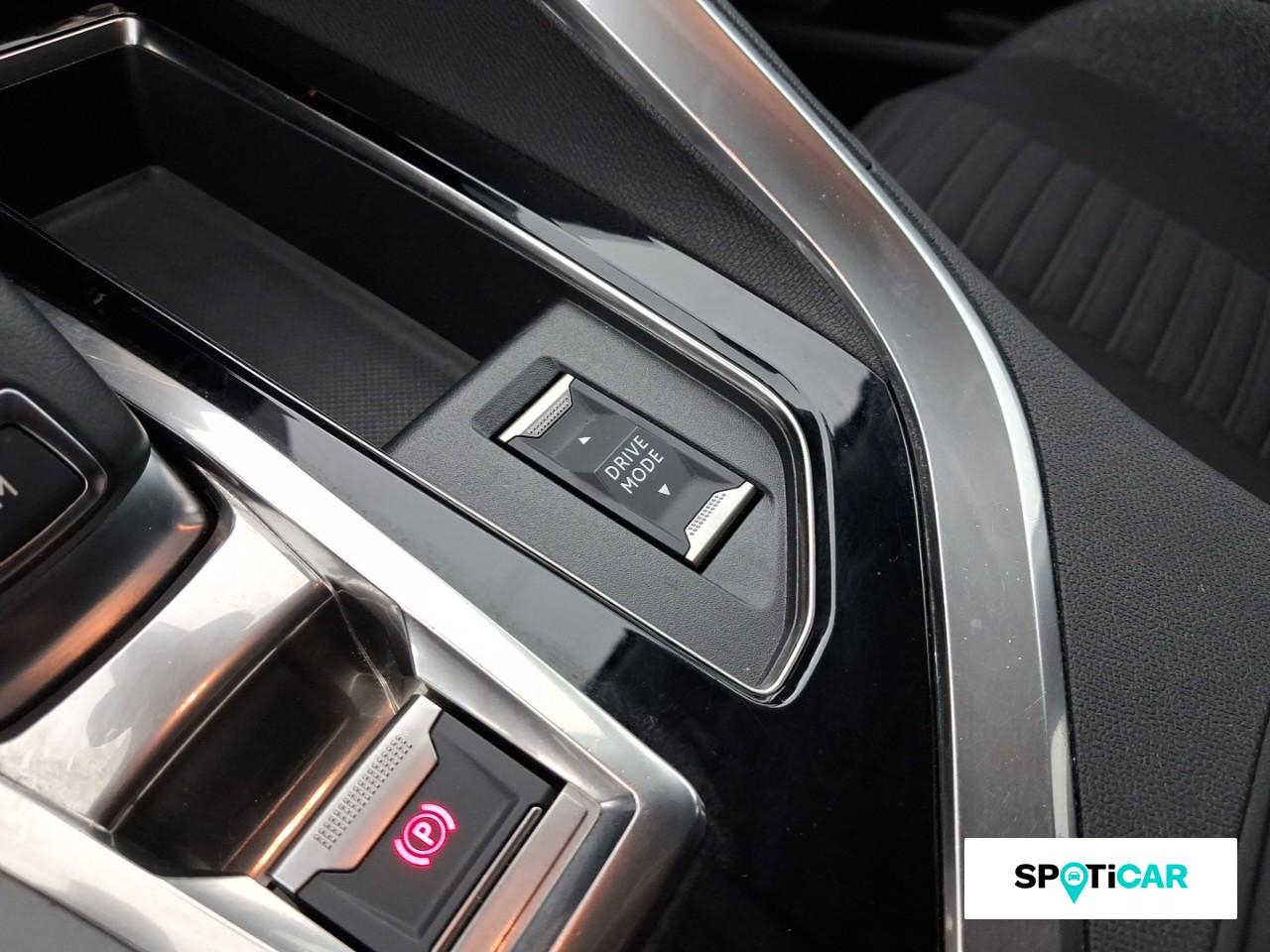 Peugeot 3008 1.2 puretech 130ch s&s style eat8 — photo 17