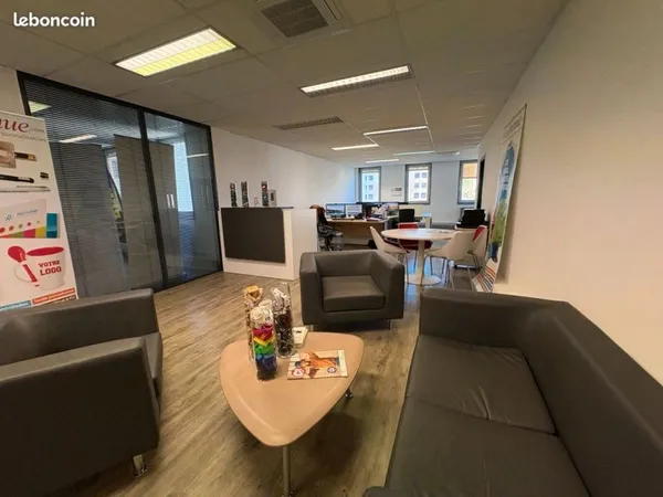Bureaux 194 m² ROANNE