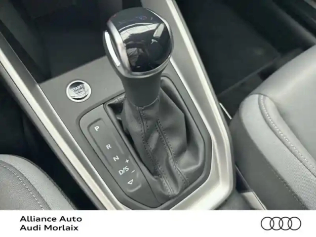 Audi A1 sportback 30 tfsi 116ch design s tronic 7 — photo 15