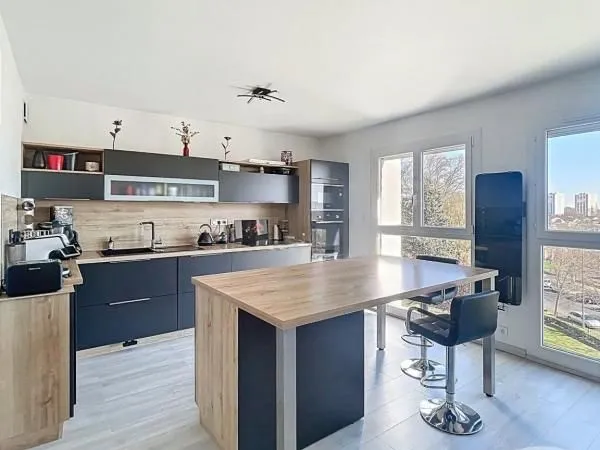 Appartement 5 pièces 93 m²