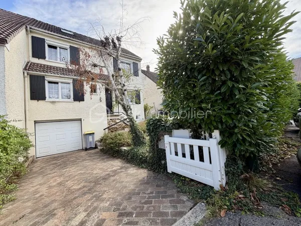 Maison 6 pièces 110 m²