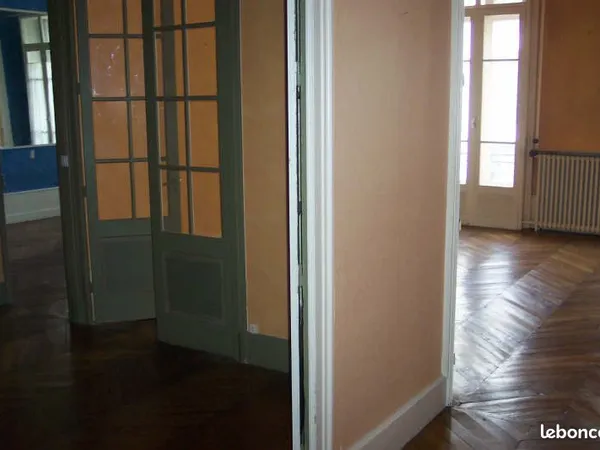 Appartement 2 pièces 99 m²