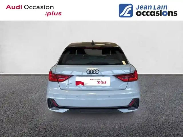 Audi A1 sportback 30 tfsi 110 ch s tronic 7 — photo 6