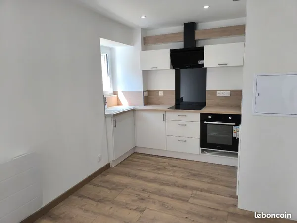 Appartement T3 quartier Vidalon le bas avec garage et place parking privative