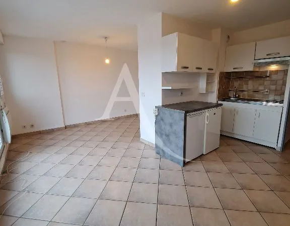 Studio 1 pièce 30 m²