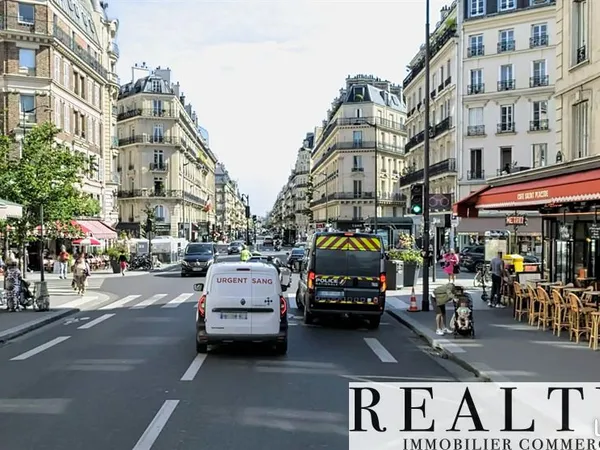 Local commercial 107 m²