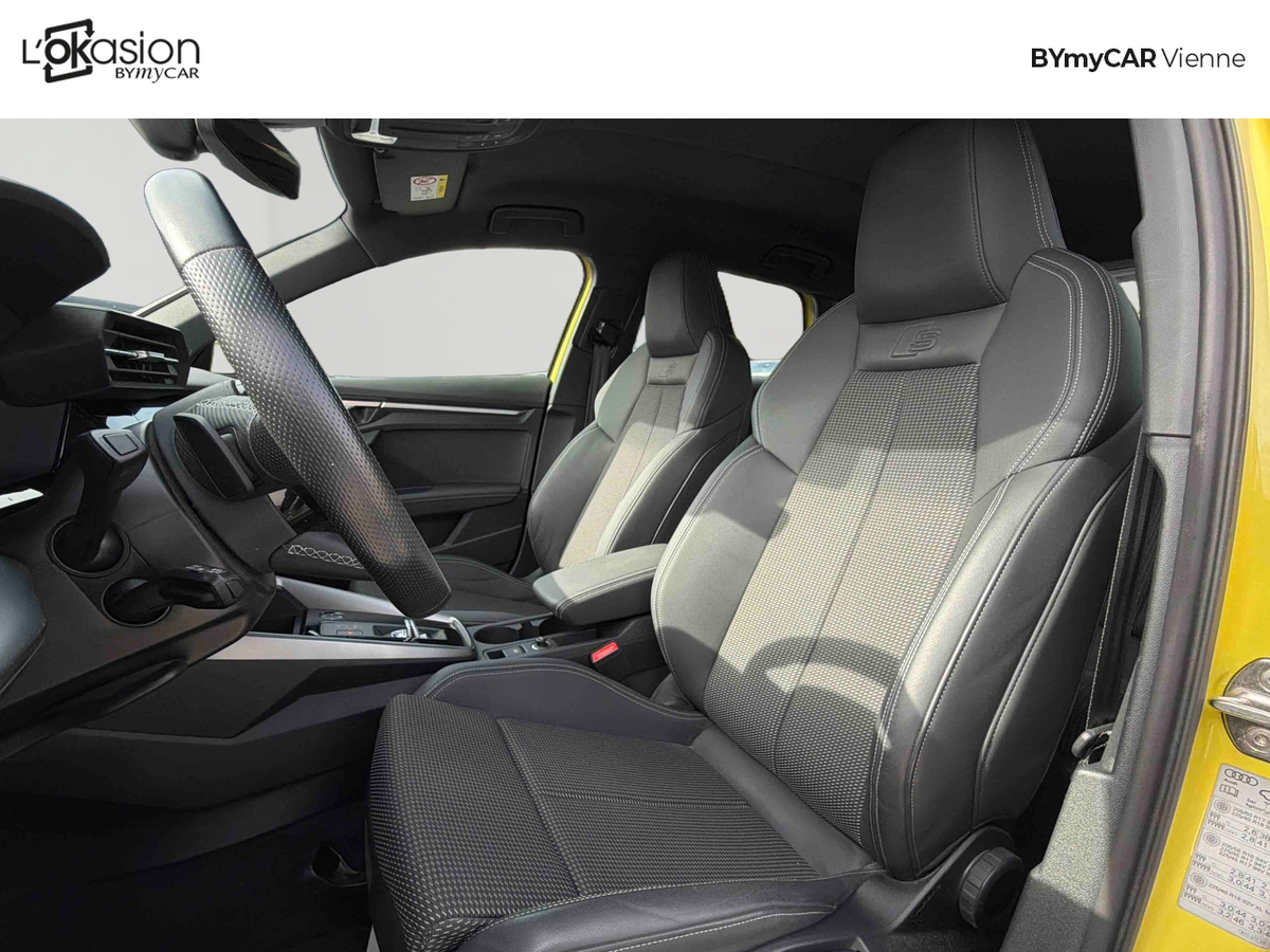 Audi A3 Sportback 40 TFSIe 204 S tronic 6 — photo 11