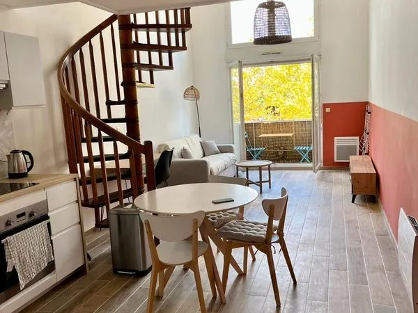 T2 45m2 avec balcon et parking M5 Les Docks
