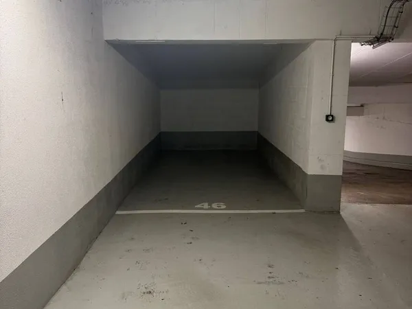 Parking 16 m²