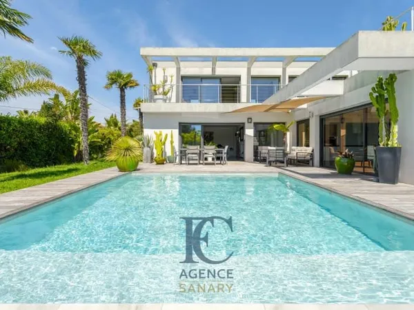 Maison 6 pièces 250 m²