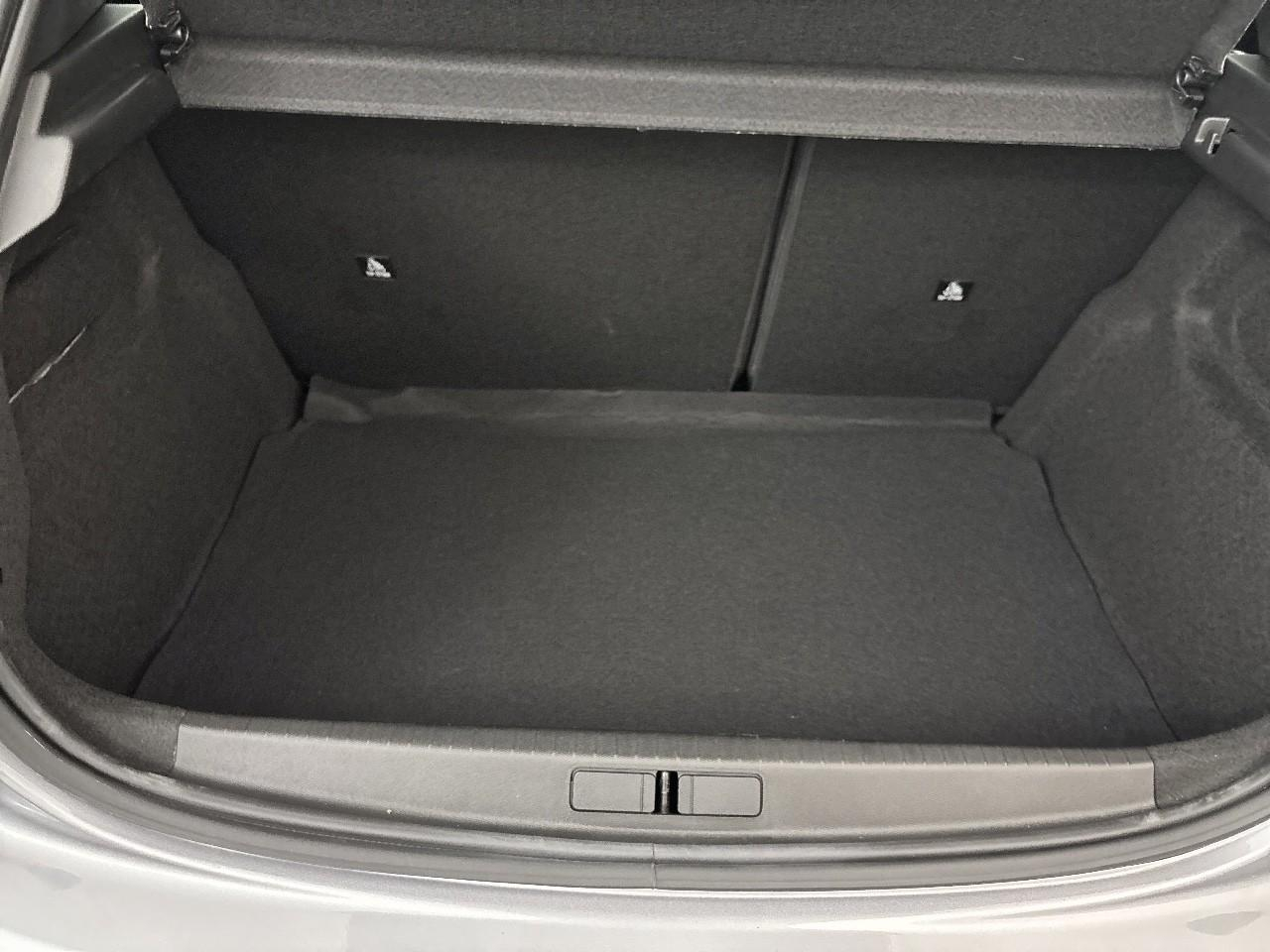 Peugeot 208 puretech 75 s&s bvm5 active — photo 14