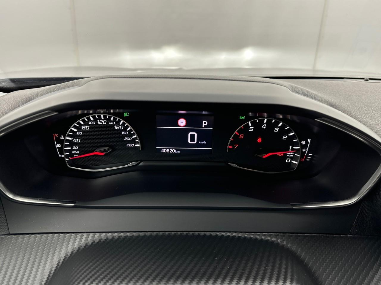 Peugeot 2008 puretech 130 s&s eat8 allure — photo 21