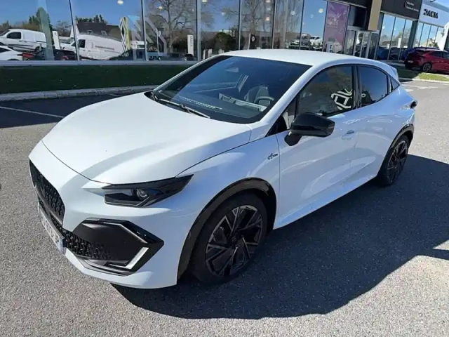 Renault Clio e-tech full hybrid 160 ch