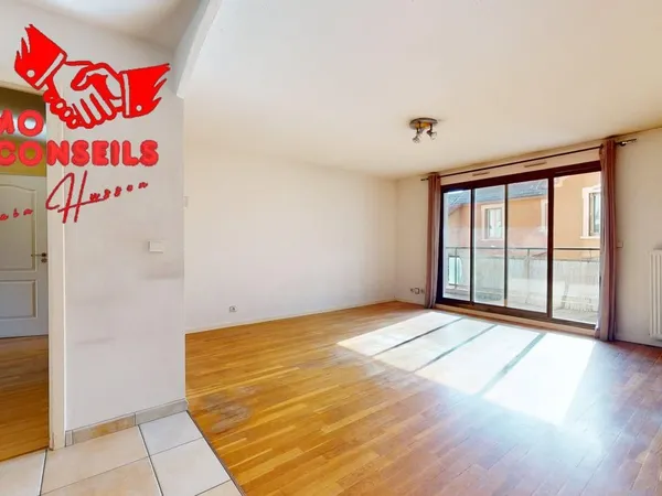 Grand appartement 98 m2  grande terrasse secteur Montchat