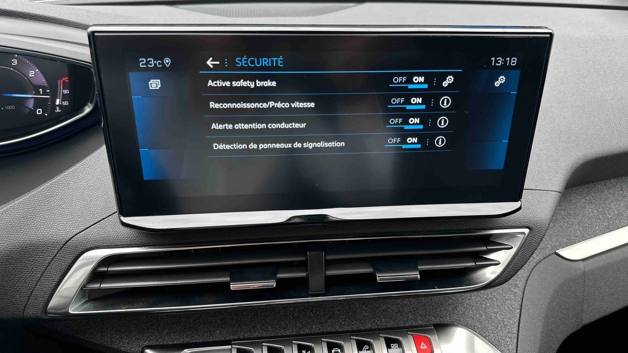 Peugeot 3008 Puretech 130ch S&amp;S EAT8 — photo 40