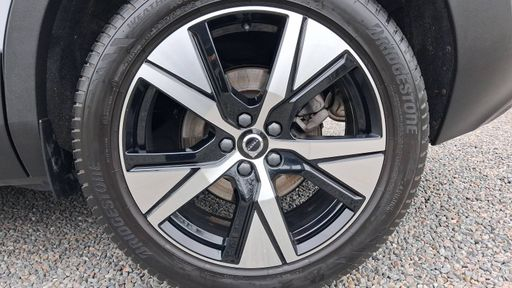 Volvo XC40 1.5 T5 Recharge 180 + 82ch DCT7 - R-Design – 2022 – 82500 km – Hybride rechargeable – Boîte Automatique — photo 8