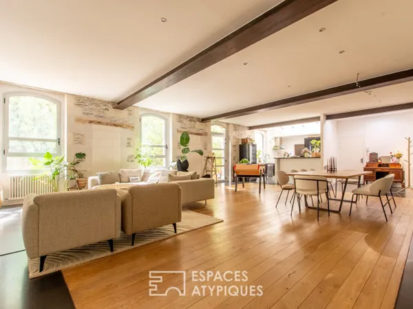 Triplex avec Jardin et Stationnement