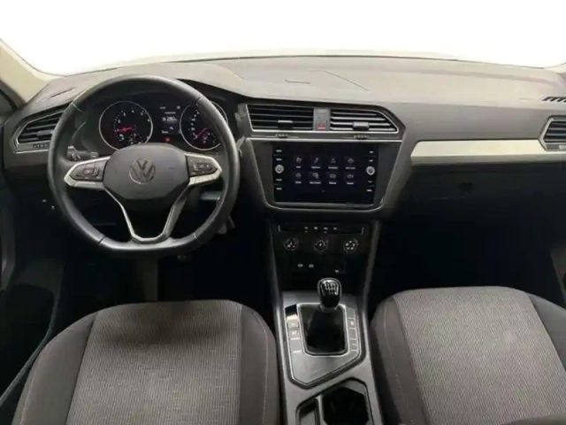 Volkswagen Tiguan 1.5 tsi 130ch bvm6 — photo 8