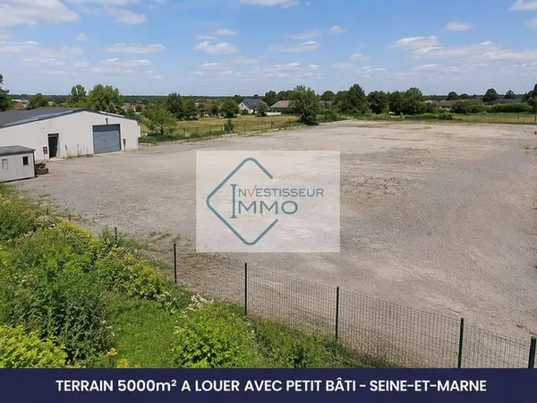 Terrain industriel 4350 m²