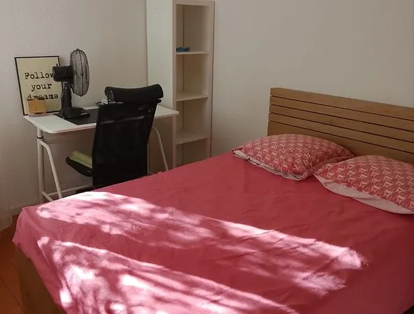 Chambre cohabitation intergénérationnelle - quartier Alco