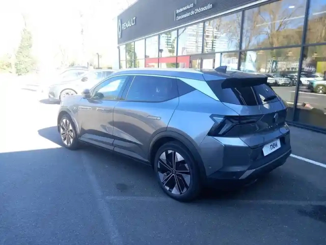 Renault Scenic e-tech electrique 220 ch grande autonomie — photo 3