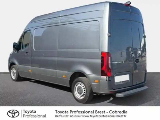 Mercedes Sprinter fg 215 cdi 39 3t0 select traction 9g-tronic — photo 2