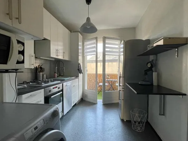 Dijon République ? Appartement T4 avec parking privé