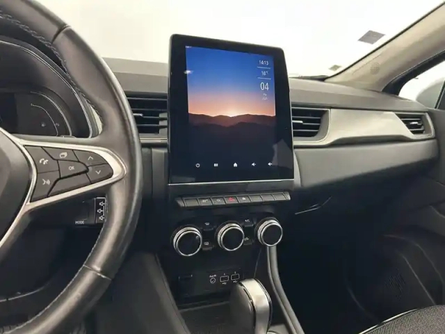 Renault Captur blue dci 115 edc — photo 21