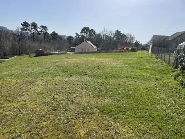 Terrain 2756 m²