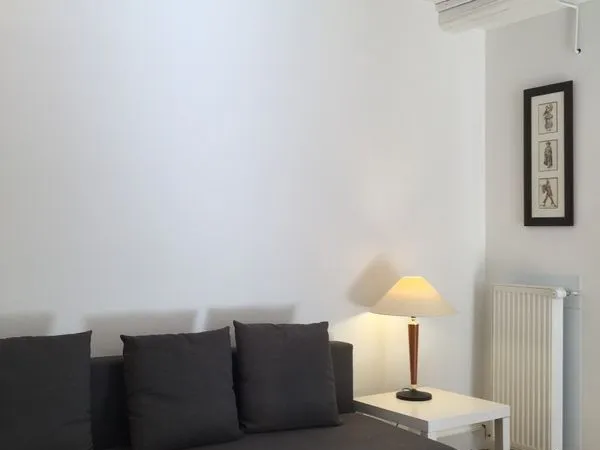 Joli studio meublé
