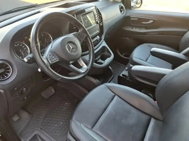 Mercedes Vito 119 cdi fourgon compact — photo 22