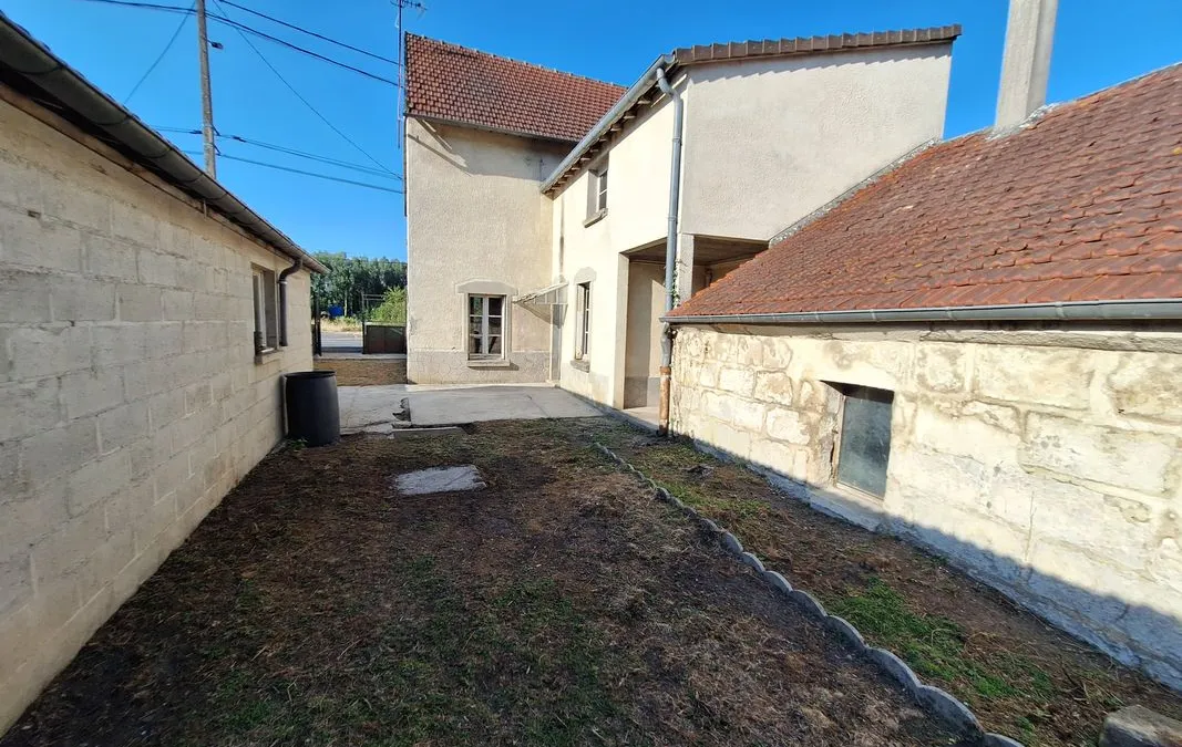 Photo 2