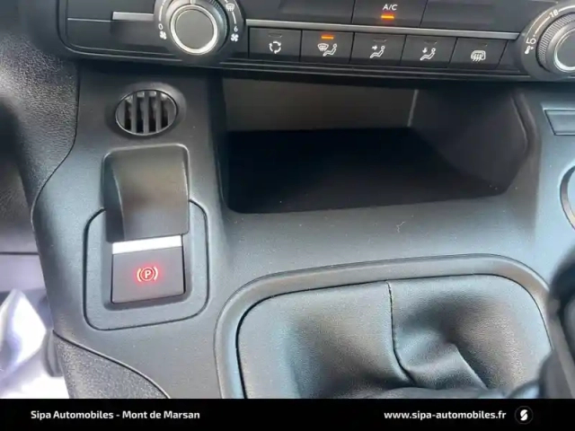 Citroën Berlingo van m diesel 100 ch manuelle — photo 16