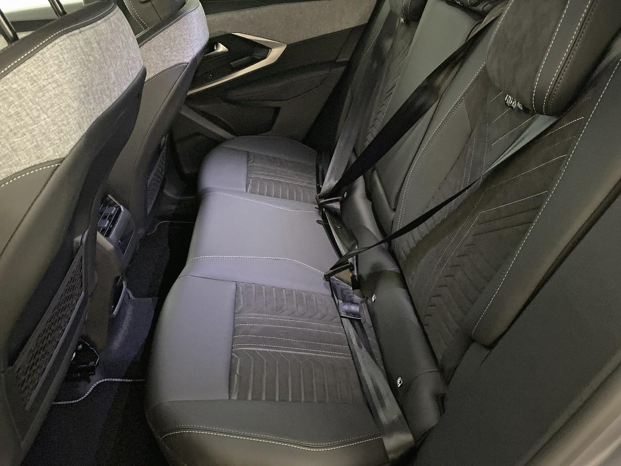 Peugeot 3008 hybrid 145 e-dcs6 gt — photo 10