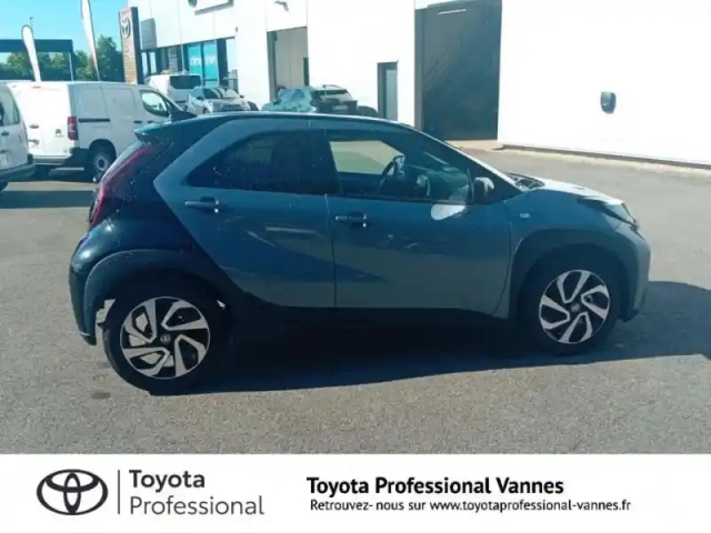 Toyota Aygo X 1.0 vvt-i 72ch design my24 — photo 4