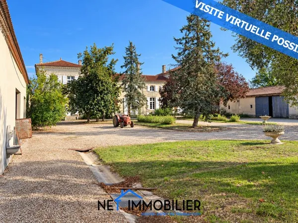 Chartreuse double de 450 m2 et 1 500 m2 de chais sur 1 hecta