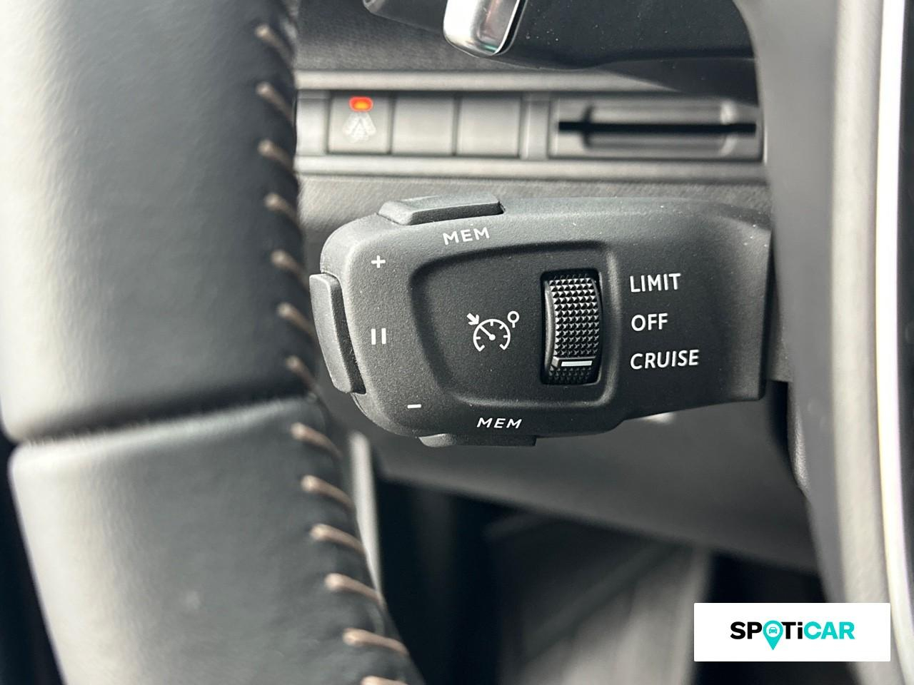 Peugeot 3008 1.2 puretech 130ch s&s active pack eat8 — photo 18